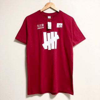 [新品]UNDEFEATED アンダーフィーテッド ロゴTシャツ TEE 半袖(Tシャツ/カットソー(半袖/袖なし))