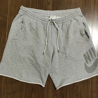 ナイキ(NIKE)のNIKE スウェット　カットオフ　ハーフパンツ　XL ナイキ(ショートパンツ)