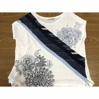 デシグアル(DESIGUAL)のDESIGUALデシグアルのカットソー(used品)白×ブルー(Tシャツ(半袖/袖なし))