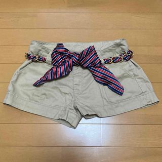 ショートパンツ　ベージュ　ベルト付き(ショートパンツ)