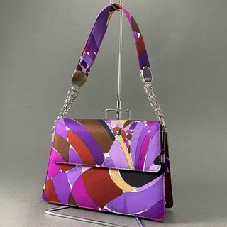 EMILIO PUCCI(ショルダーバッグ)のフリマアイテム一覧 EMILIO PUCCI(ショルダーバッグ)のフリマアイテム一覧