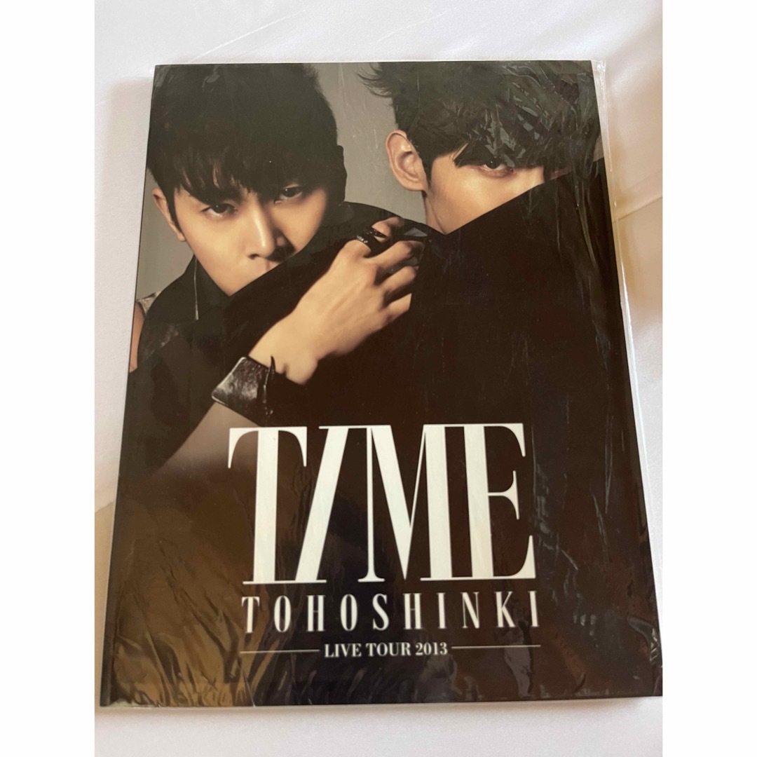 東方神起(トウホウシンキ)の東方神起 2013年 ツアーパンフレット TIME ユノ チャンミン エンタメ/ホビーのタレントグッズ(男性タレント)の商品写真