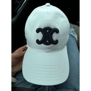 CELINE(キャップ ・ ホワイト/白色系)のフリマアイテム一覧 CELINE(キャップ ・ ホワイト/白色系)のフリマアイテム一覧