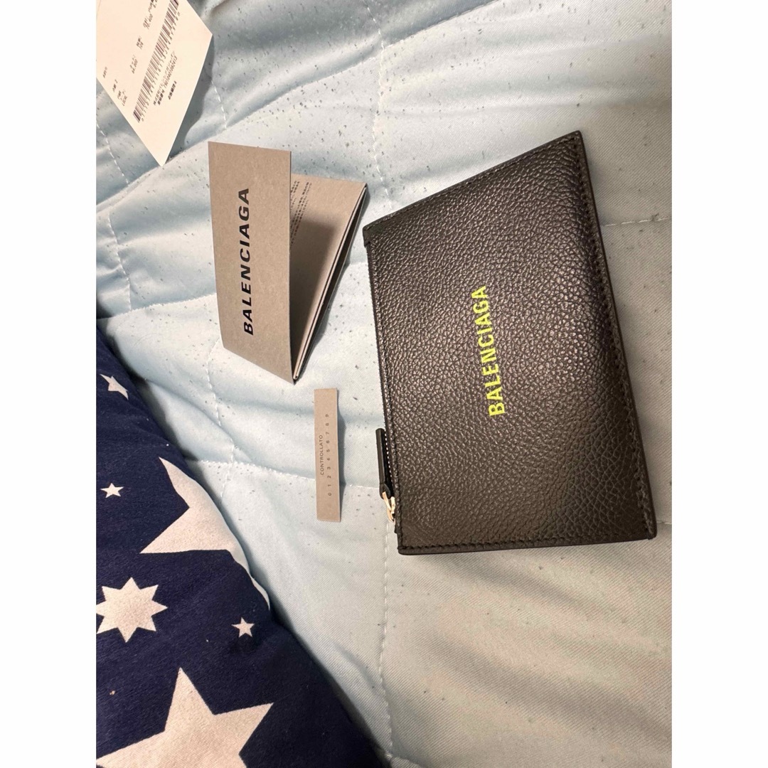 Balenciaga CASH ラージ ロング コイン&カードホルダー Balenciaga CASH ラージ ロング コイン&カードホルダー