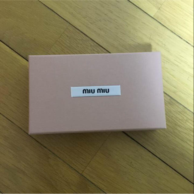 miumiu(ミュウミュウ)の9/17まで値下げ MIU MIU iPhone6/6s ケース スマホ/家電/カメラのスマホアクセサリー(iPhoneケース)の商品写真