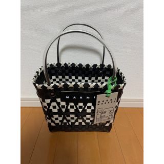 MARNI(かごバッグ/ストローバッグ ・ ホワイト/白色系)の MARNI(かごバッグ/ストローバッグ ・ ホワイト/白色系)の