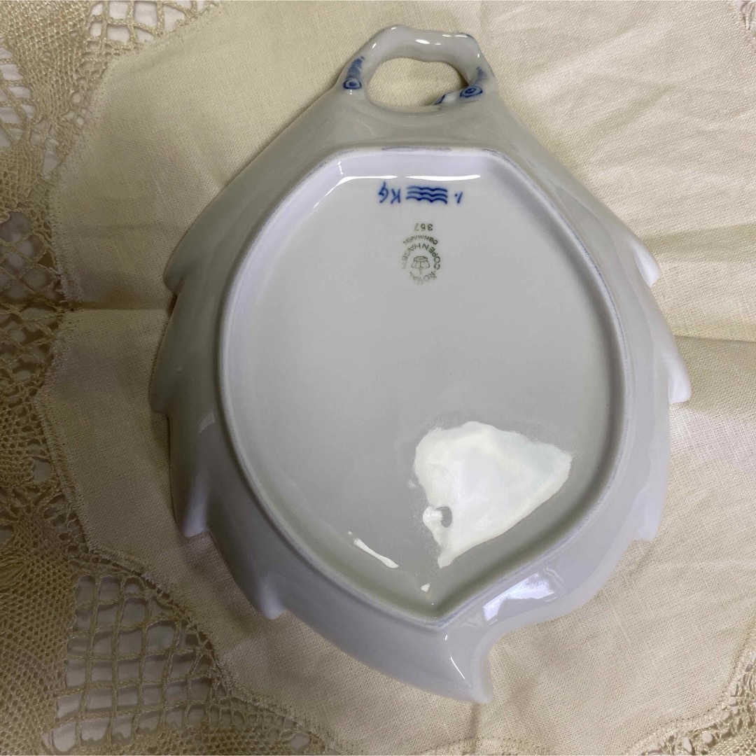 新作 ROYAL COPENHAGEN リーフ型サービス ロイヤルコペンハーゲン - 食器