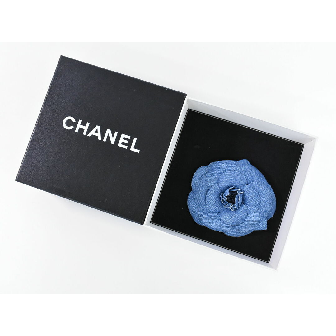 CHANEL - 本物 シャネル CHANEL カメリア ブローチ コサージュ CHANEL - 本物 シャネル CHANEL カメリア ブローチ コサージュ