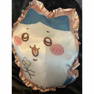 ちいかわ　はちわれ　クッション　プライズ(キャラクターグッズ)