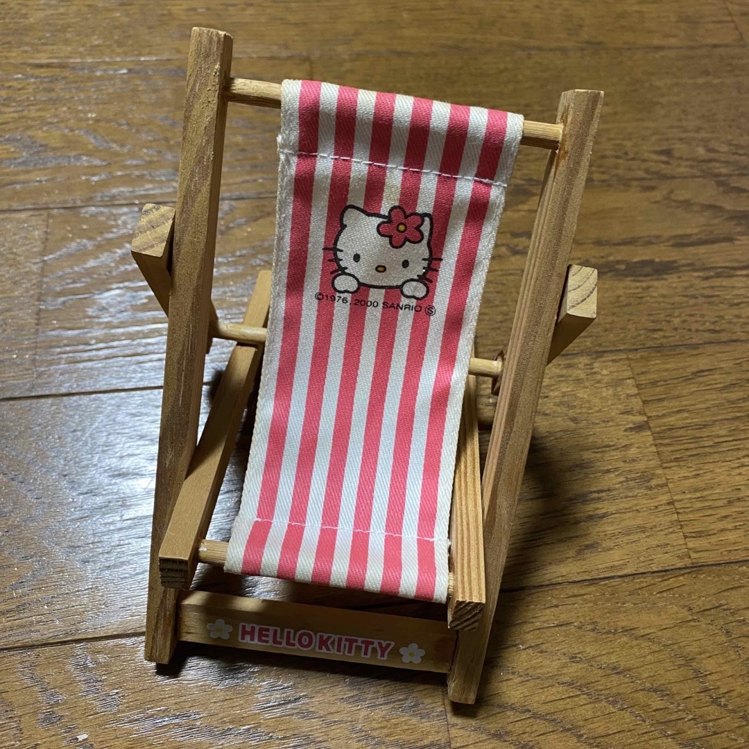 ハローキティ折り畳み式椅子 (ハローキティ - キティ 木製 ハローキティ折り畳み式椅子 (ハローキティ - キティ 木製