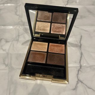 スック(SUQQU)のスック デザイニングカラーアイズ#01優芍薬 アイシャドウ 5.6g(アイシャドウ)