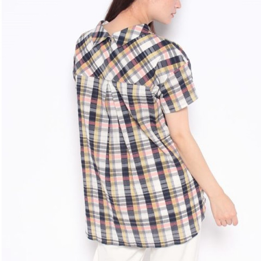 leilian - 《レリアン》新品 前後で長さが違うデザイン 切替 leilian - 《レリアン》新品 前後で長さが違うデザイン 切替