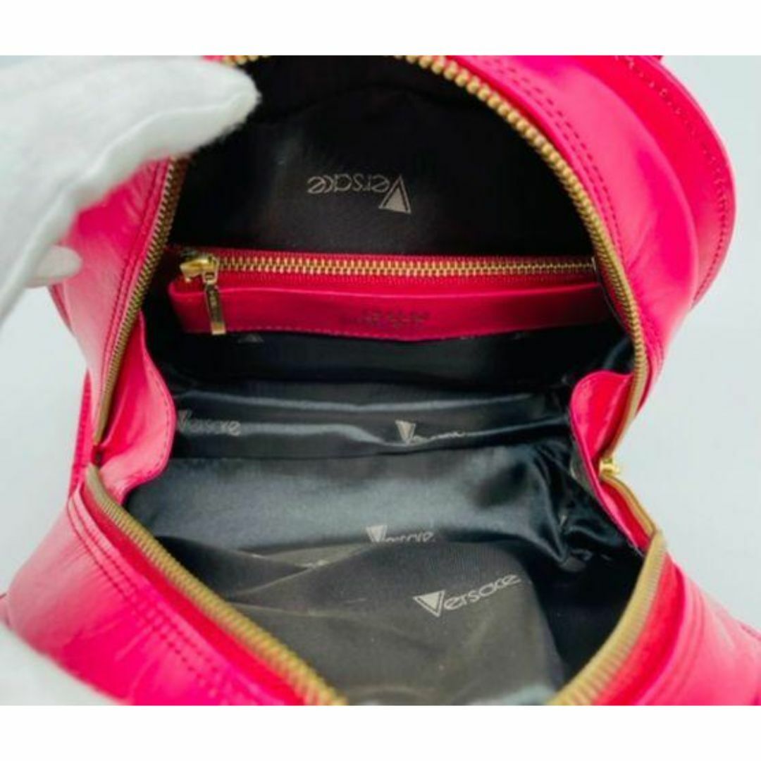 GIANNI VERSACE】ヴェルサーチ ベルトモチーフハンドバッグ GIANNI VERSACE】ヴェルサーチ ベルトモチーフハンドバッグ