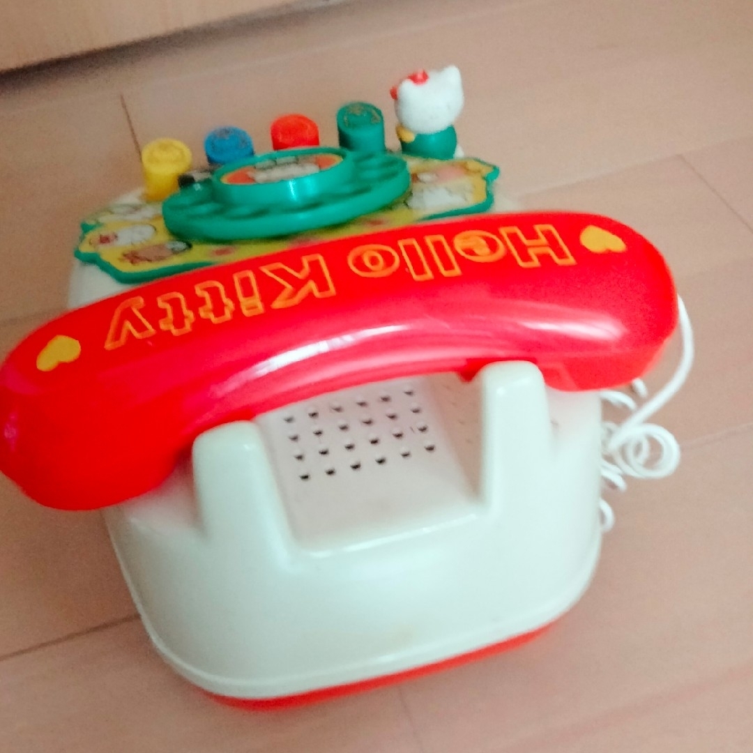 昭和レトロ ハローキティ 電話のおもちゃの通販 by トラ's shop 昭和レトロ ハローキティ 電話のおもちゃの通販 by トラ's shop