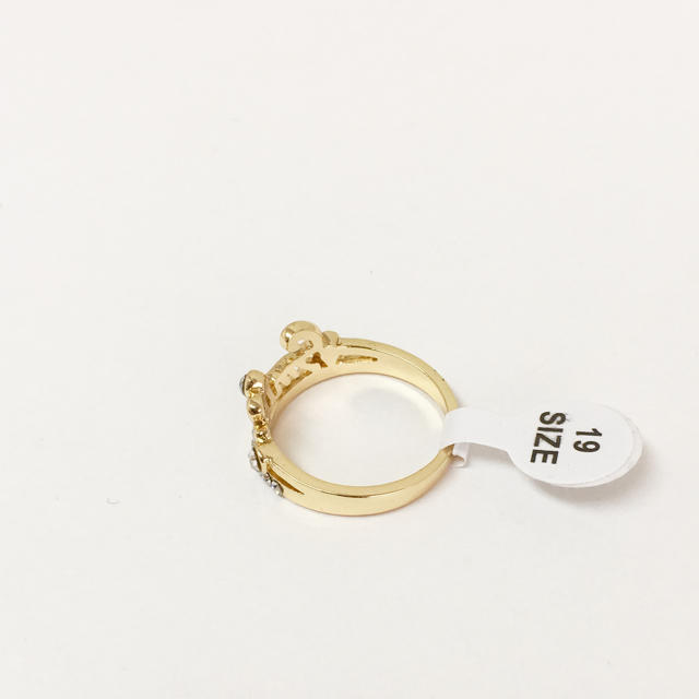 英文字デザイン指輪/ゴールド17号 レディースのアクセサリー(リング(指輪))の商品写真