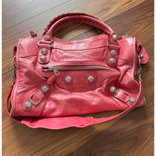 BALENCIAGA(バッグ ・ ピンク/桃色系)のフリマアイテム一覧 BALENCIAGA(バッグ ・ ピンク/桃色系)のフリマアイテム一覧