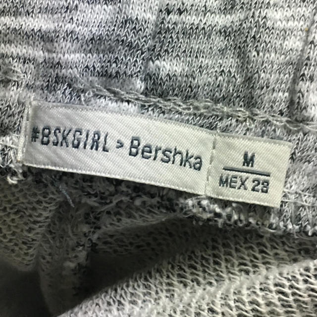 Bershka(ベルシュカ)のベルシュカ スウェットパンツ レディースのパンツ(スキニーパンツ)の商品写真