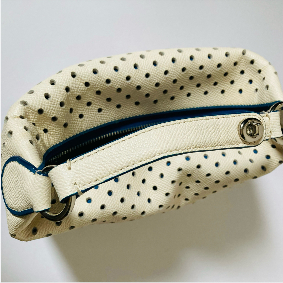 美品】COACH ハンドルポーチ 美品】COACH ハンドルポーチ