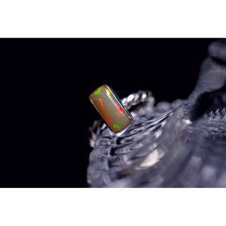 NEW ☆ 新作 ☆『Opal』☆の世界でひとつの天然石リングsilver925(リング(指輪))