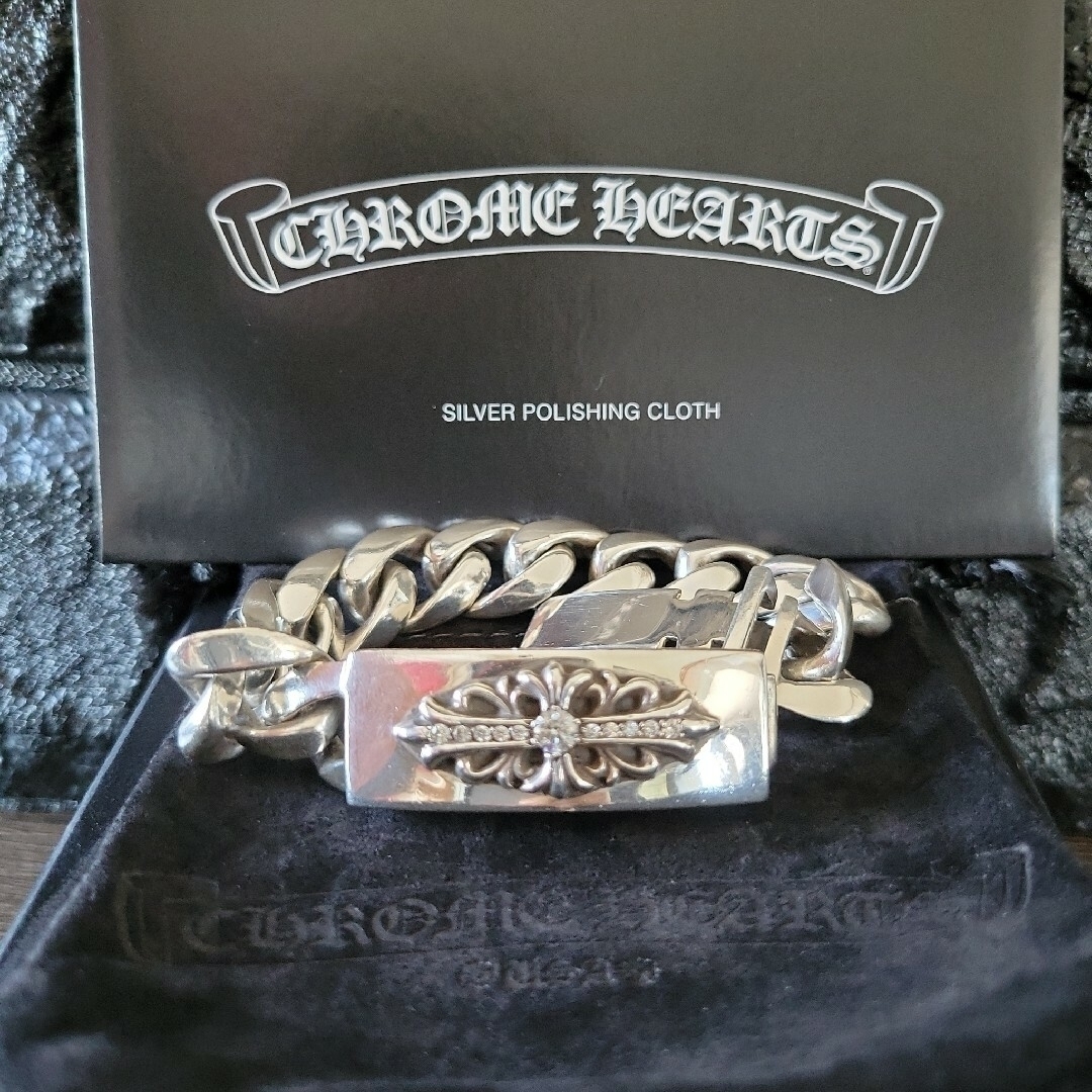 Chrome Hearts - クロムハーツ IDブレスレット フローラルクロス Chrome Hearts - クロムハーツ IDブレスレット フローラルクロス
