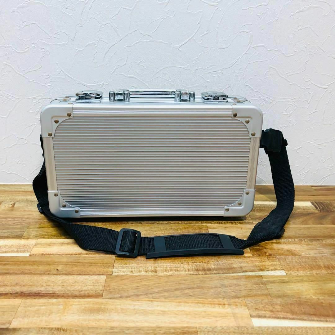 OLYMPUS - OLYMPUS PEN アタッシュケース アルミケース カメラの OLYMPUS - OLYMPUS PEN アタッシュケース アルミケース カメラの