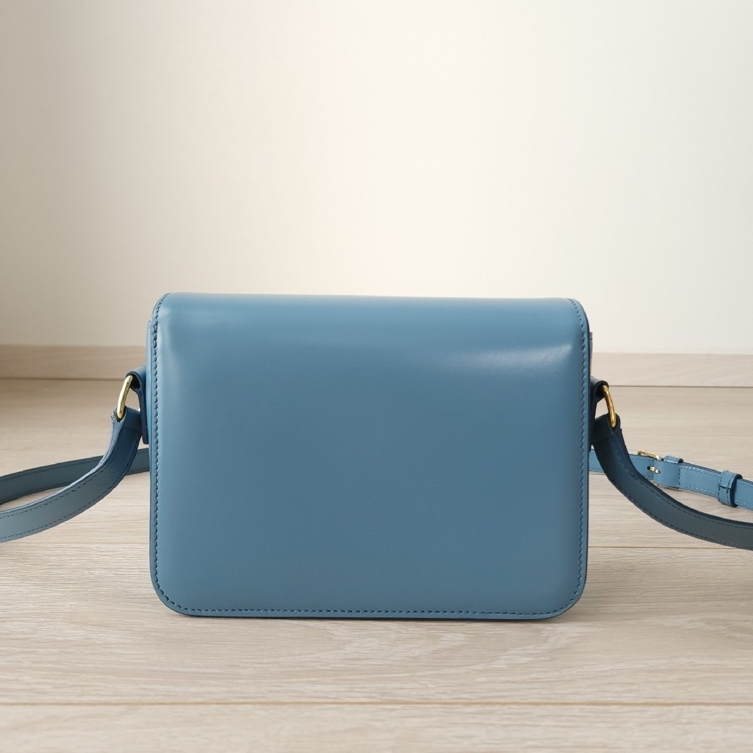 極美品CELINE セリーヌ ショルダーバッグ トリオンフ マカダム柄 総柄 極美品CELINE セリーヌ ショルダーバッグ トリオンフ マカダム柄 総柄