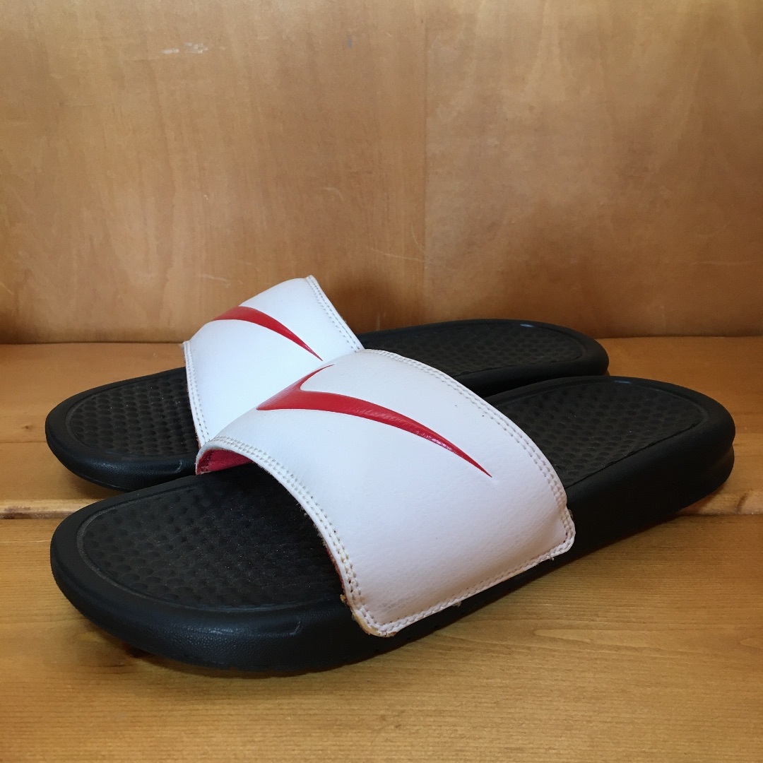 NIKE - 新品 24 NIKE ナイキ ベナッシ サンダル Benassi Swoosh NIKE - 新品 24 NIKE ナイキ ベナッシ サンダル Benassi Swoosh