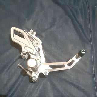 ZRX バックステップ(パーツ)