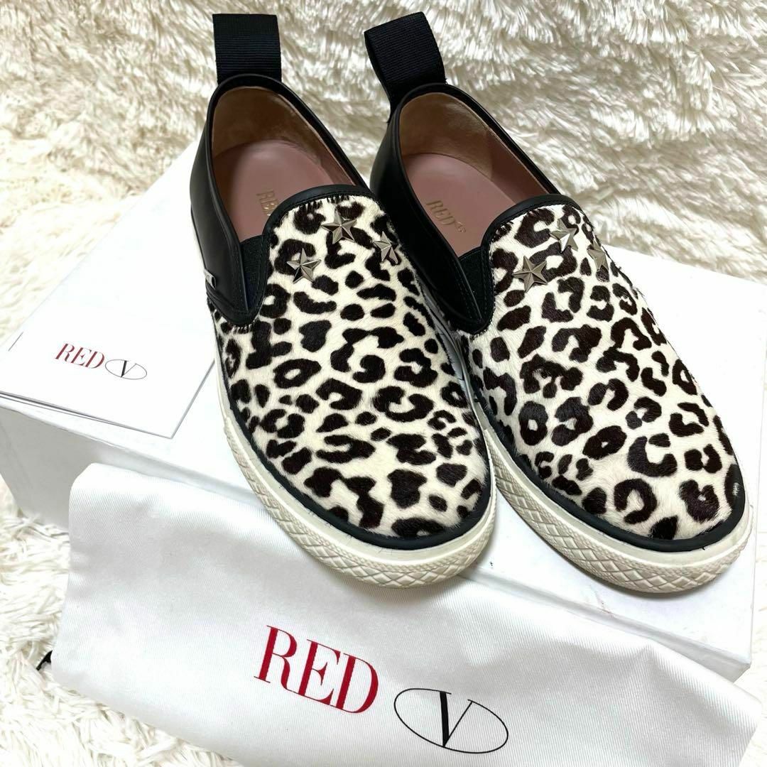 お値下げVALENTINO 黒 ローファー 折り畳め スタッズ付き お値下げVALENTINO 黒 ローファー 折り畳め スタッズ付き