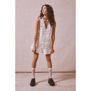sister jane - sisterjane リボン ワンピース ホワイトの通販 by sister jane - sisterjane リボン ワンピース ホワイトの通販 by