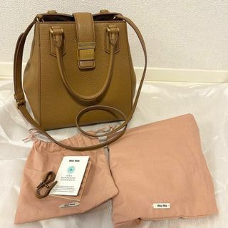 MIU MIU(ハンドバッグ)のフリマアイテム一覧 MIU MIU(ハンドバッグ)のフリマアイテム一覧