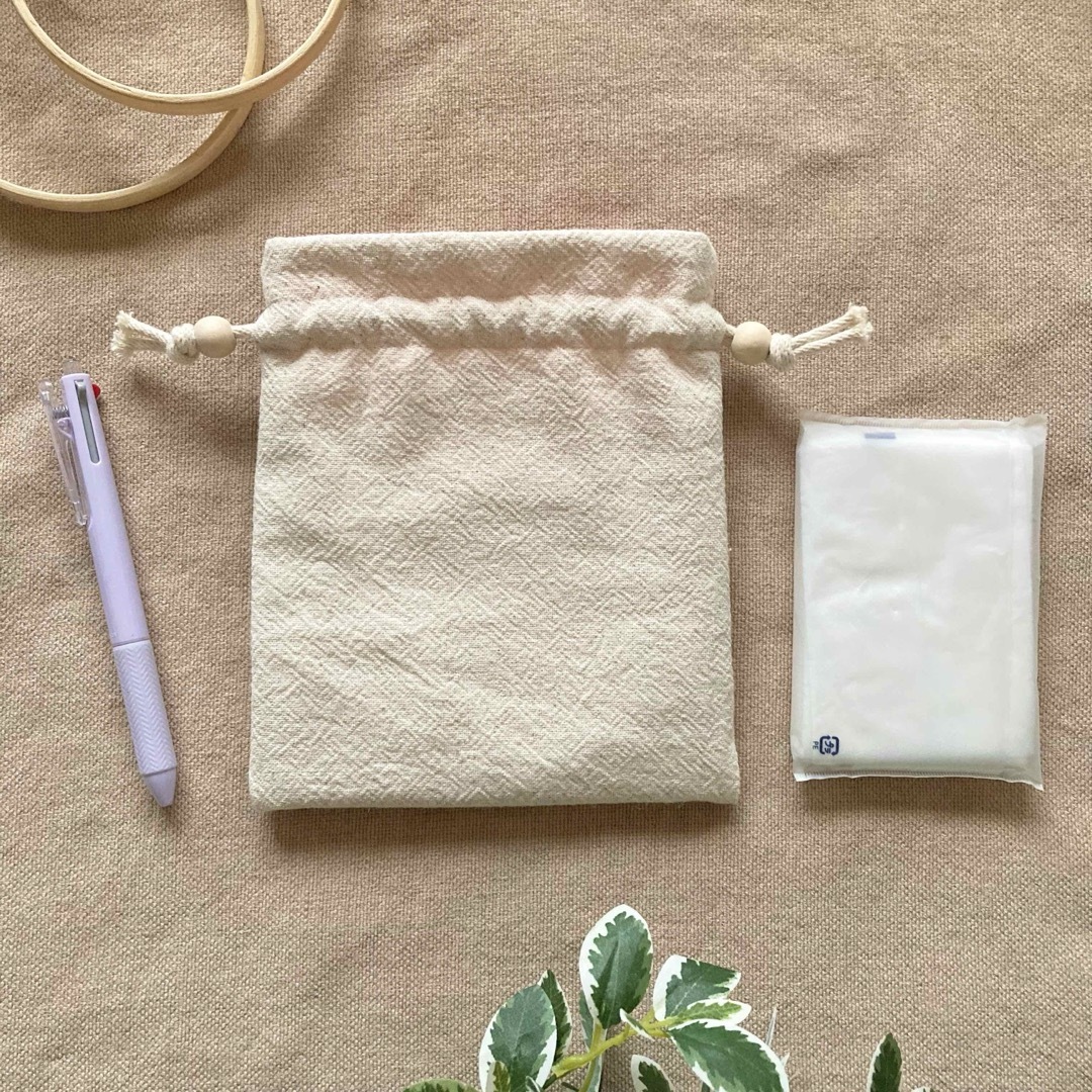 いちご 巾着 ポーチ いちご柄 刺繍 もこもこ プレゼント いちご 巾着 ポーチ いちご柄 刺繍 もこもこ プレゼント