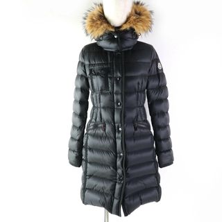 モンクレール(MONCLER)の美品☆MONCLER モンクレール HERMIFUR エルミファー ロゴワッペン・ラクーンファー・フード付き ダウンコート ブラック 00 正規品 レディース(ダウンコート)
