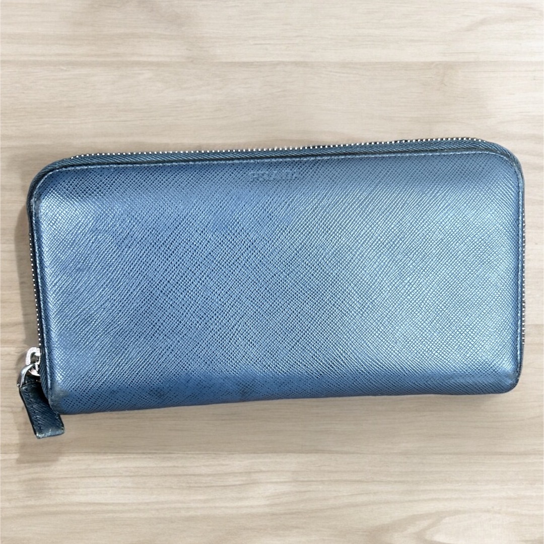 PRADA プラダ 長財布 エンボス ロングウォレット ラウンド PRADA プラダ 長財布 エンボス ロングウォレット ラウンド