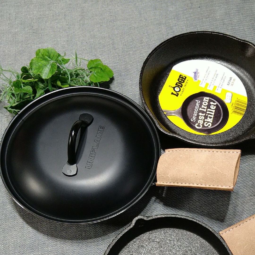 栃木レザー(トチギレザー)の床革スキレットカバー 1個❕ インテリア/住まい/日用品のキッチン/食器(収納/キッチン雑貨)の商品写真