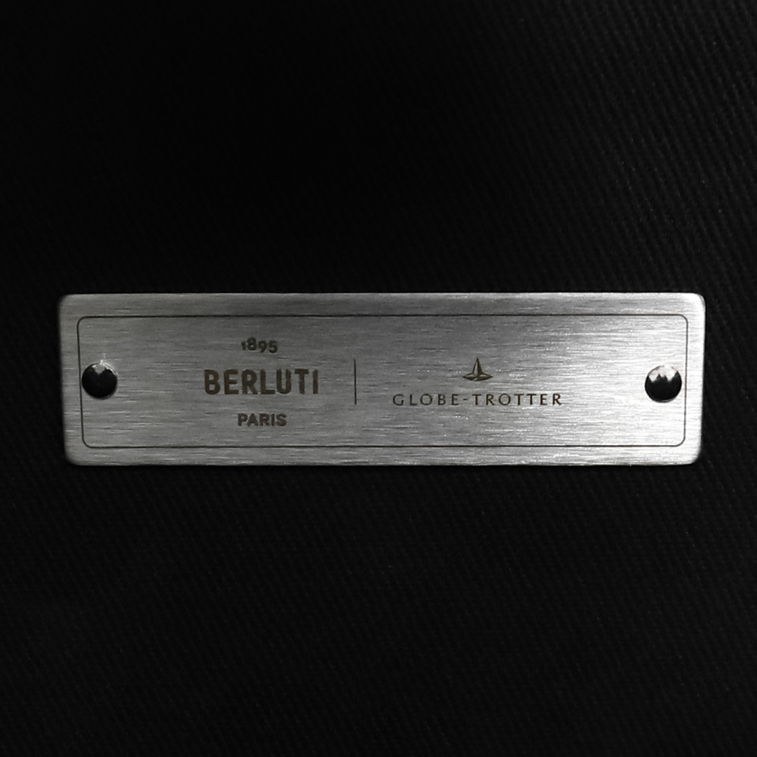 BERLUTI - ベルルッティ メッセンジャー ミニ グローブ BERLUTI - ベルルッティ メッセンジャー ミニ グローブ