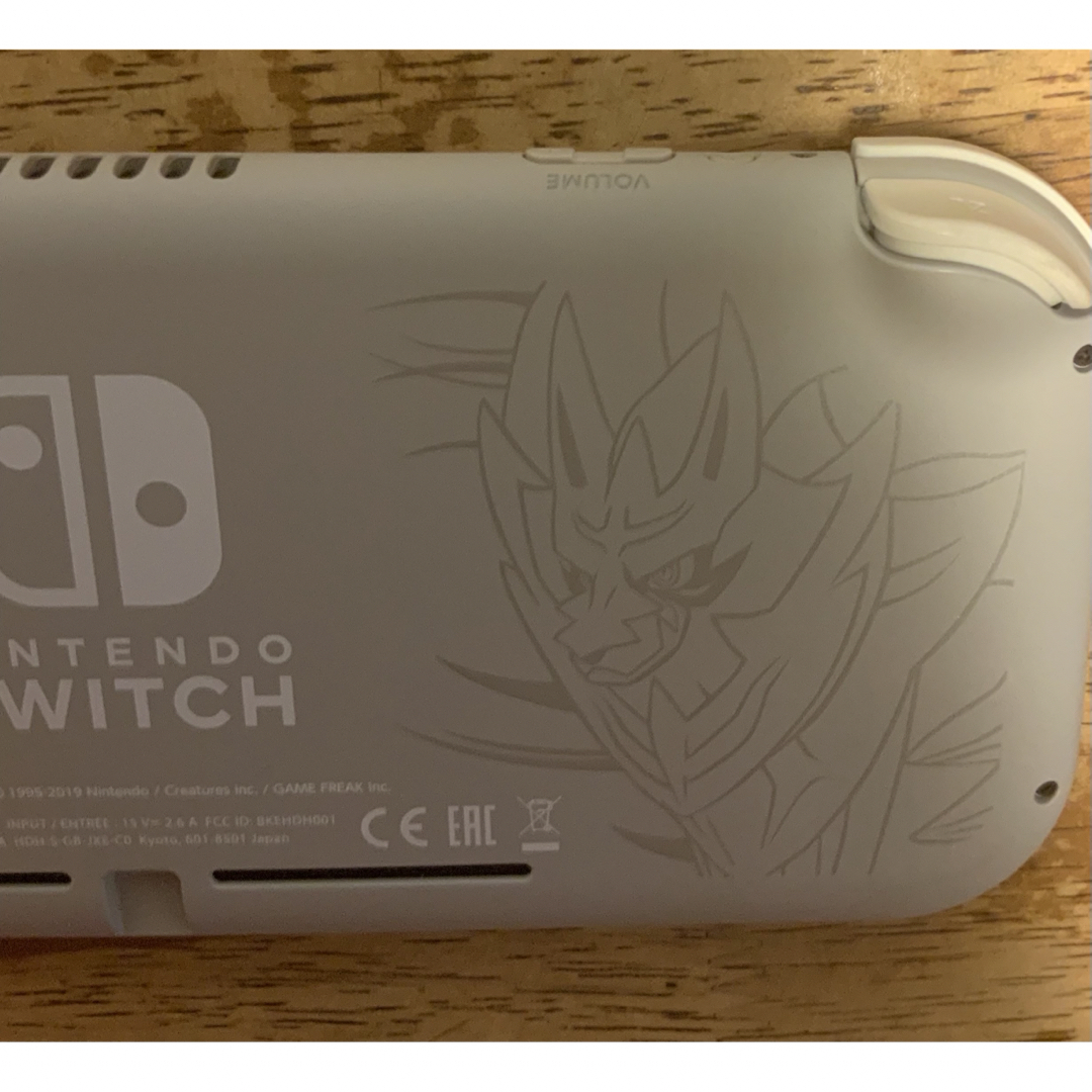 ニンテンドースイッチライト ザシアン ザマゼンタ カラー ニンテンドースイッチライト ザシアン ザマゼンタ カラー
