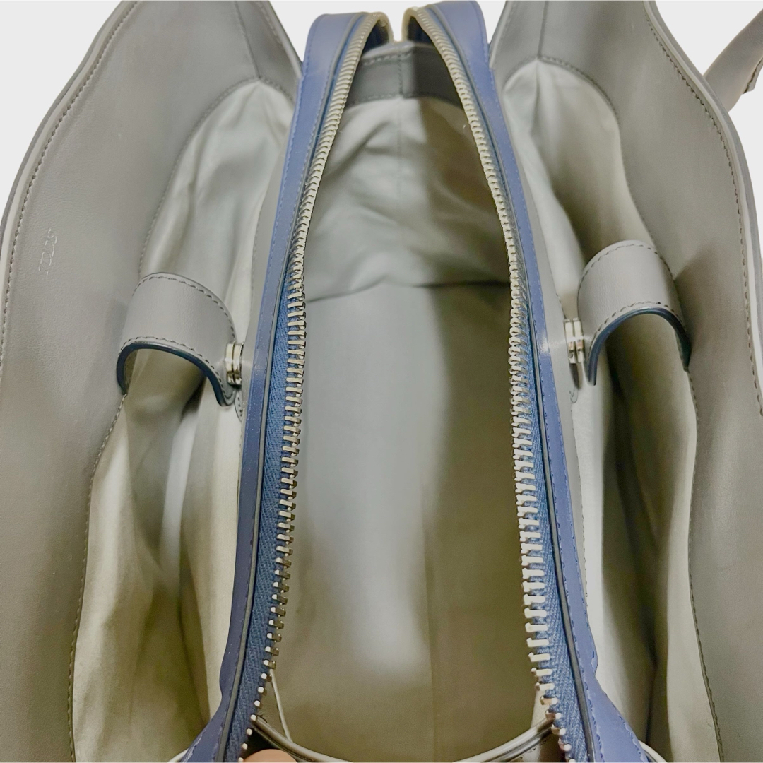 TOD'S - 美品✨TOD'S オフィス ハンドバッグ 伊勢丹限定カラー TOD'S - 美品✨TOD'S オフィス ハンドバッグ 伊勢丹限定カラー