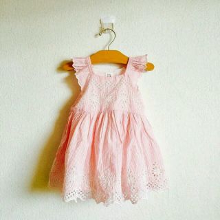 ベビーギャップ(babyGAP)の【週末限定♡値下げ】90cm Gap baby フラッター スリーブ ドレス
(ワンピース)