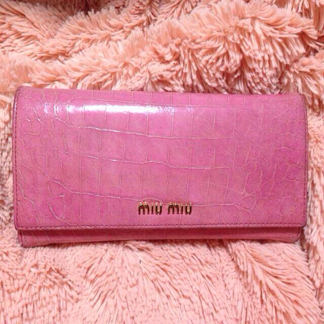 再々値下げ！miumiu 長財布