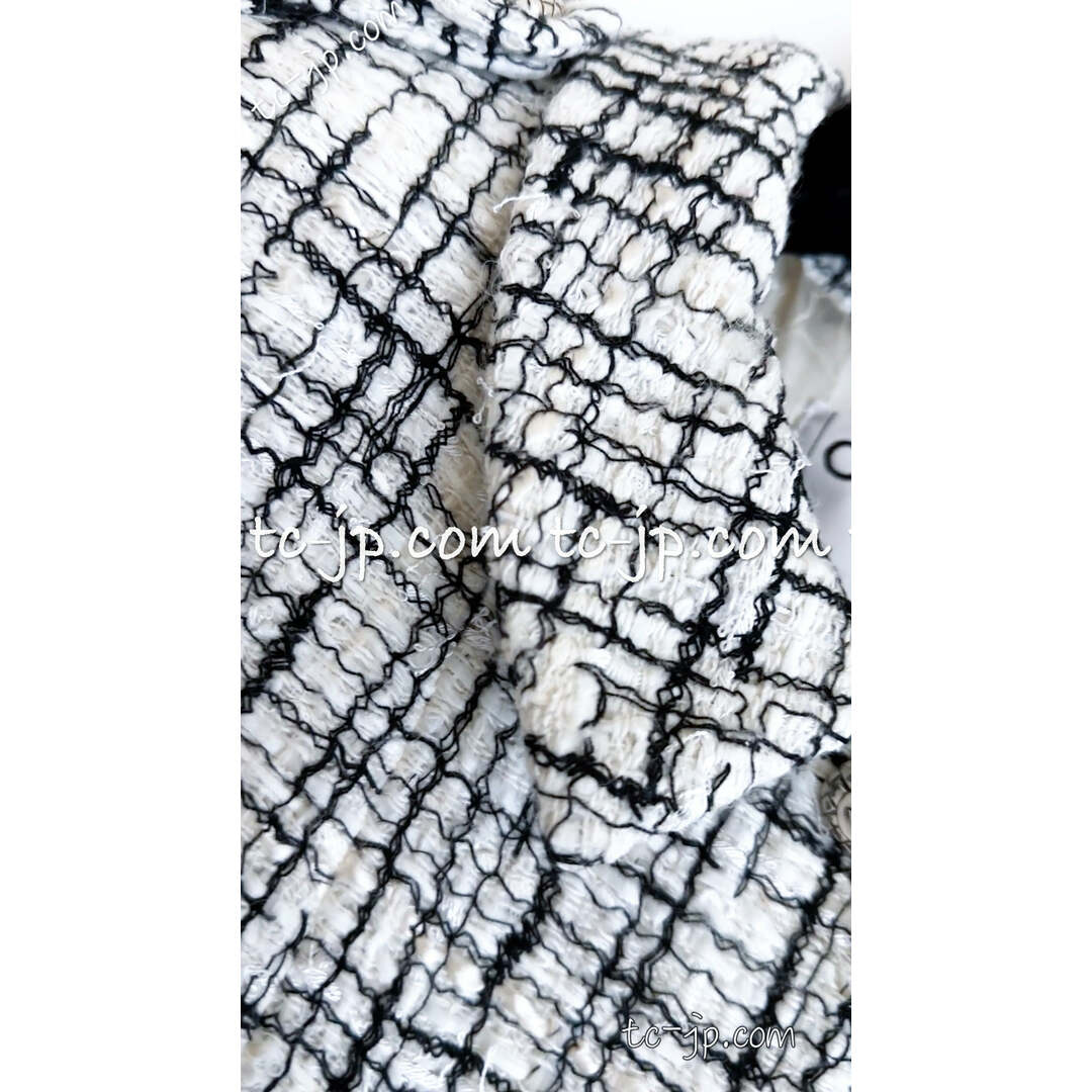 CHANEL - シャネル ジャケット コート CHANEL ホワイト ブラック CHANEL - シャネル ジャケット コート CHANEL ホワイト ブラック