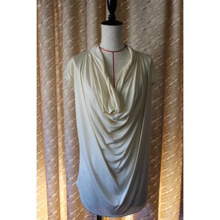 ロロピアーナ(Loro Piana)のLORO PIANAシルクカットソー(カットソー(半袖/袖なし))