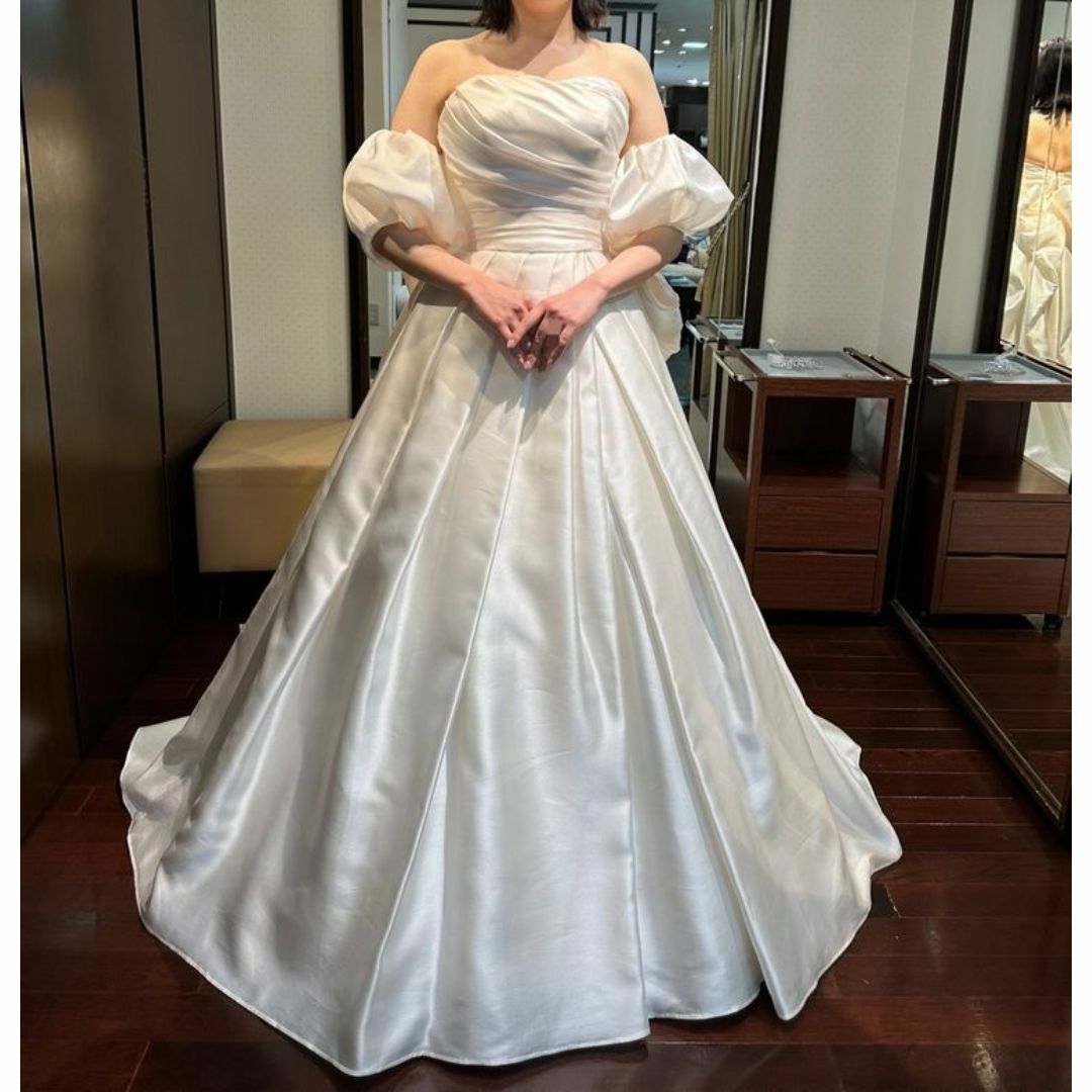 ウェディングドレス ベアトップ パフスリーブ 豪華なバックリボン 結婚式/披露宴