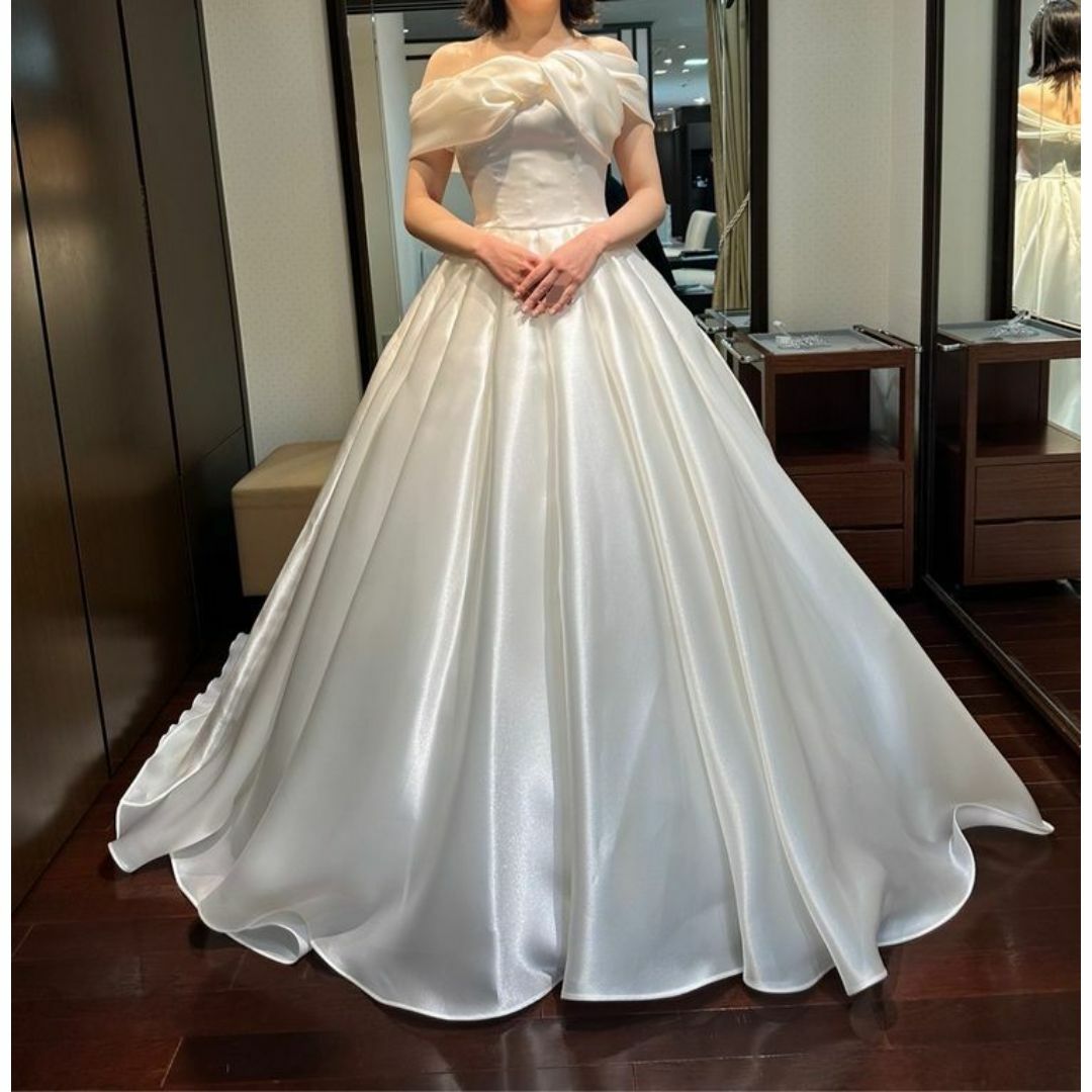 ウェディングドレス オフショルダー プリンセスライン 結婚式/披露宴