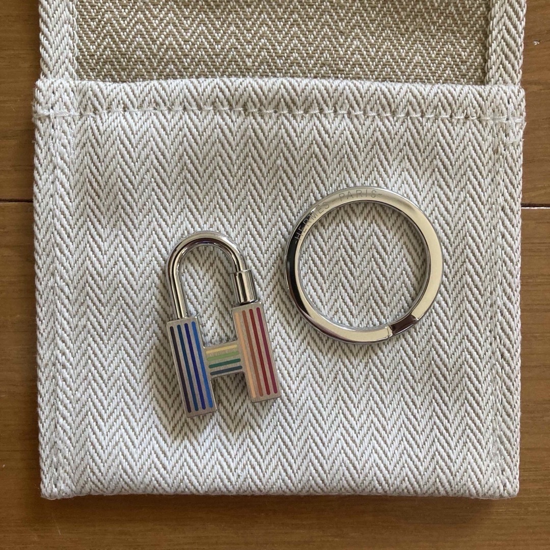HERMES キーホルダー 《クイズ・レインボー》 カデナ キーリング HERMES キーホルダー 《クイズ・レインボー》 カデナ キーリング