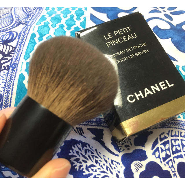 CHANEL(シャネル)のCHANELブラシ 正規品 激安 売り切り rady ROYALPARTY 高級 コスメ/美容のベースメイク/化粧品(フェイスカラー)の商品写真