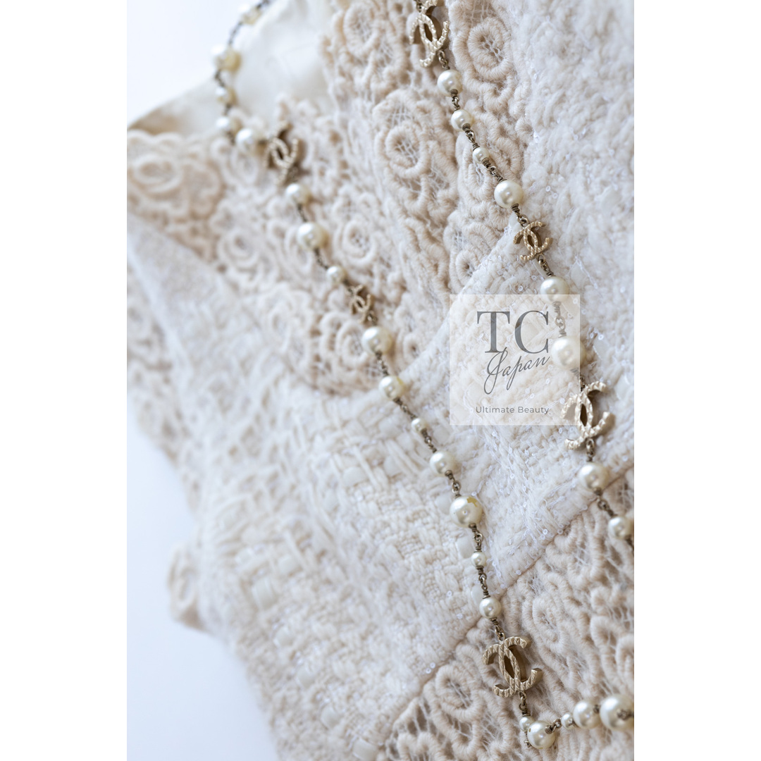 CHANEL - 103万 シャネル ワンピース CHANEL アイボリー CHANEL - 103万 シャネル ワンピース CHANEL アイボリー