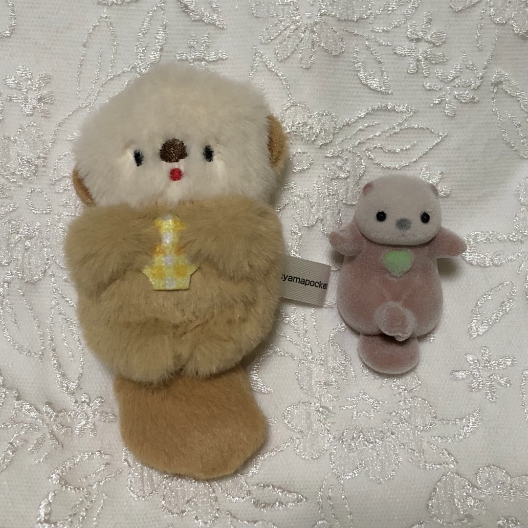 ぷかぷかラッコ ぬいぐるみ まりも エンタメ/ホビーのおもちゃ/ぬいぐるみ(ぬいぐるみ)の商品写真