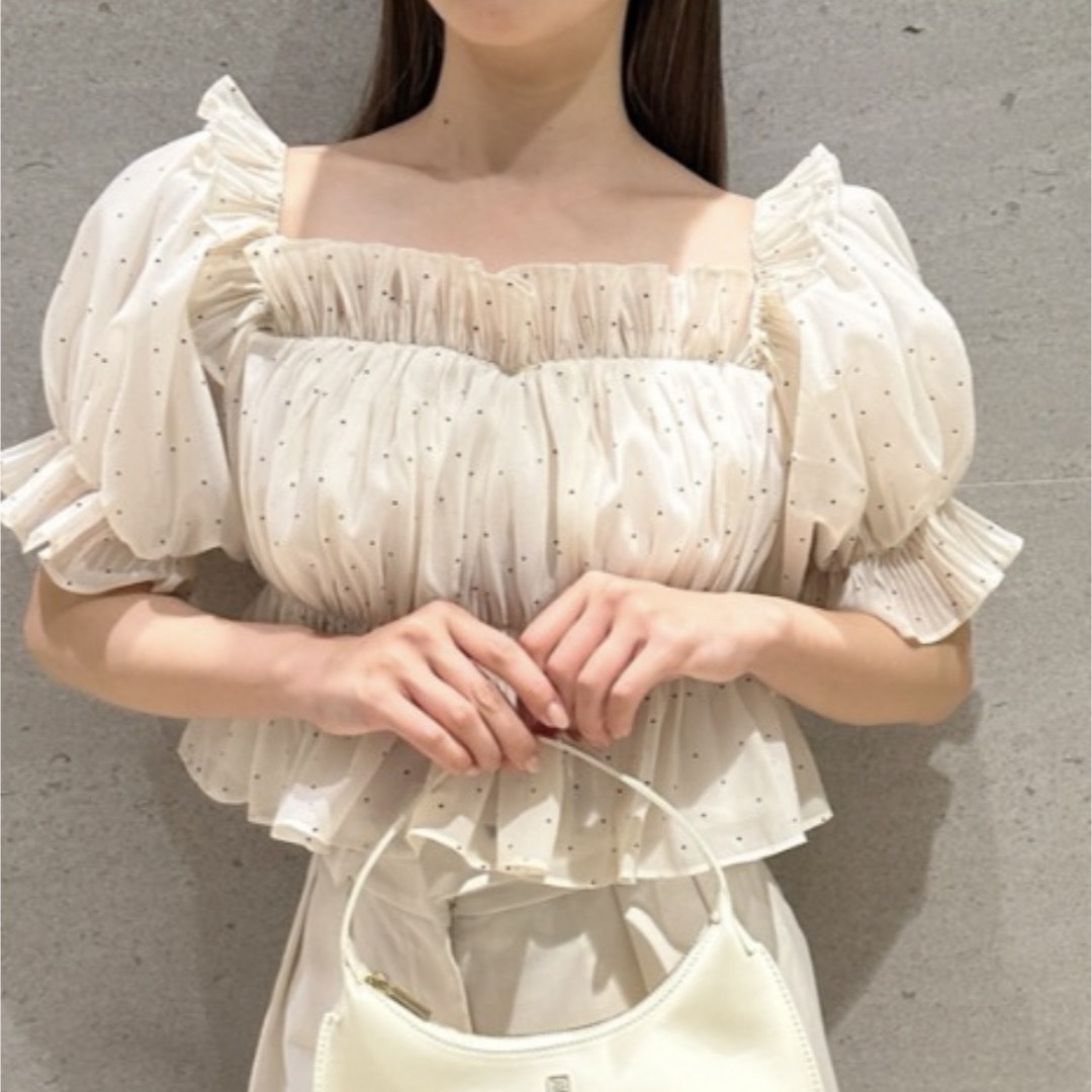 snidel Sustainableギャザーオフショルブラウス ドット柄 snidel Sustainableギャザーオフショルブラウス ドット柄