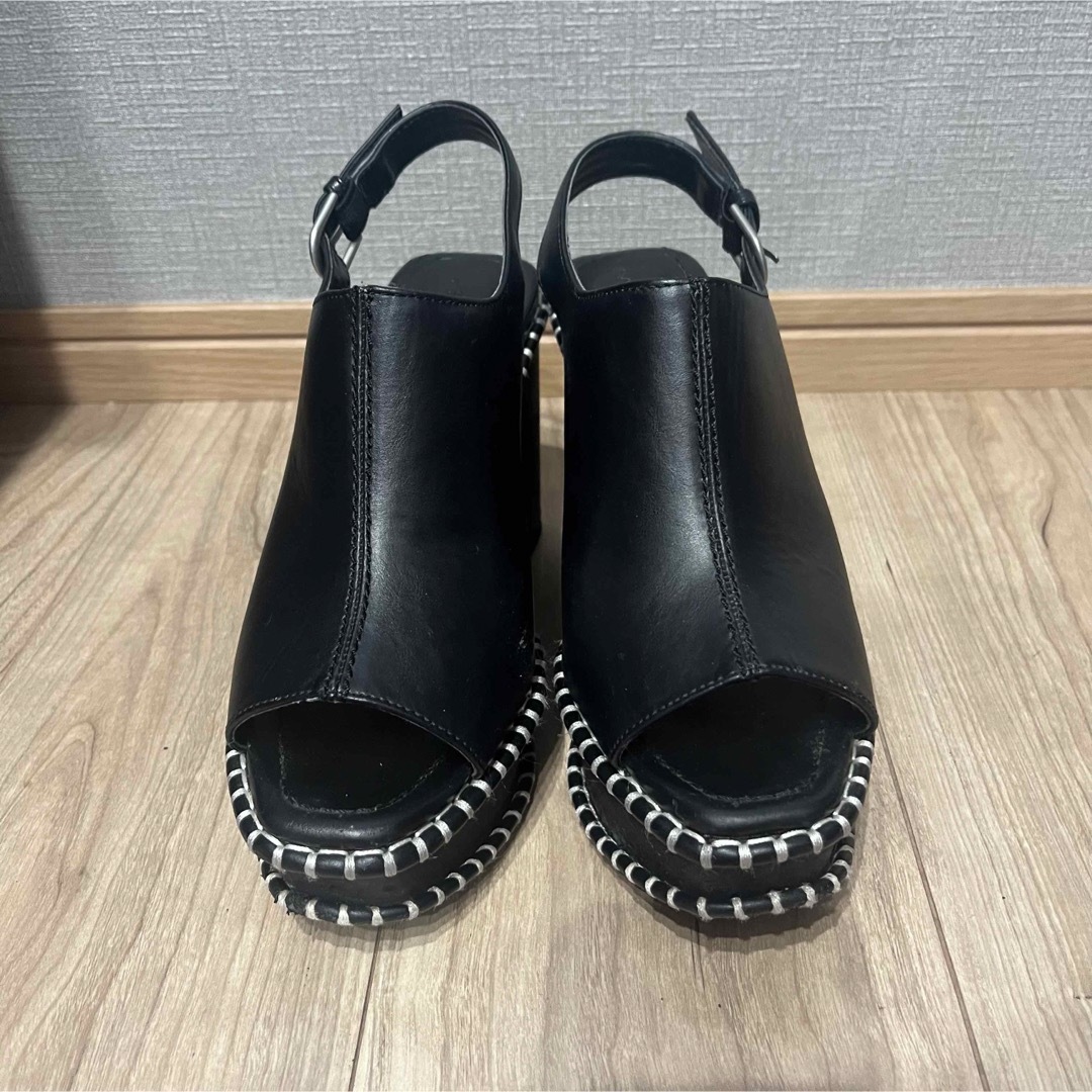 moussy - moussy 厚底サンダルの通販 by りぃ's shop|マウジー moussy - moussy 厚底サンダルの通販 by りぃ's shop|マウジー